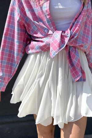 BESTSELLING SKIRT IN WHITE
