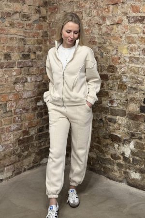 BEIGE SPORT SET
